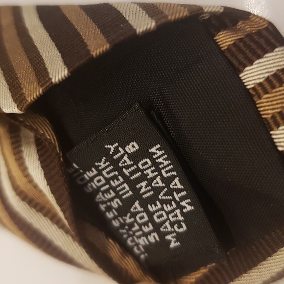 Hugo Boss Tie Brown Diagonal Stripes 100% Silk Italy 57"long 3.25"w - Picture 5 of 7